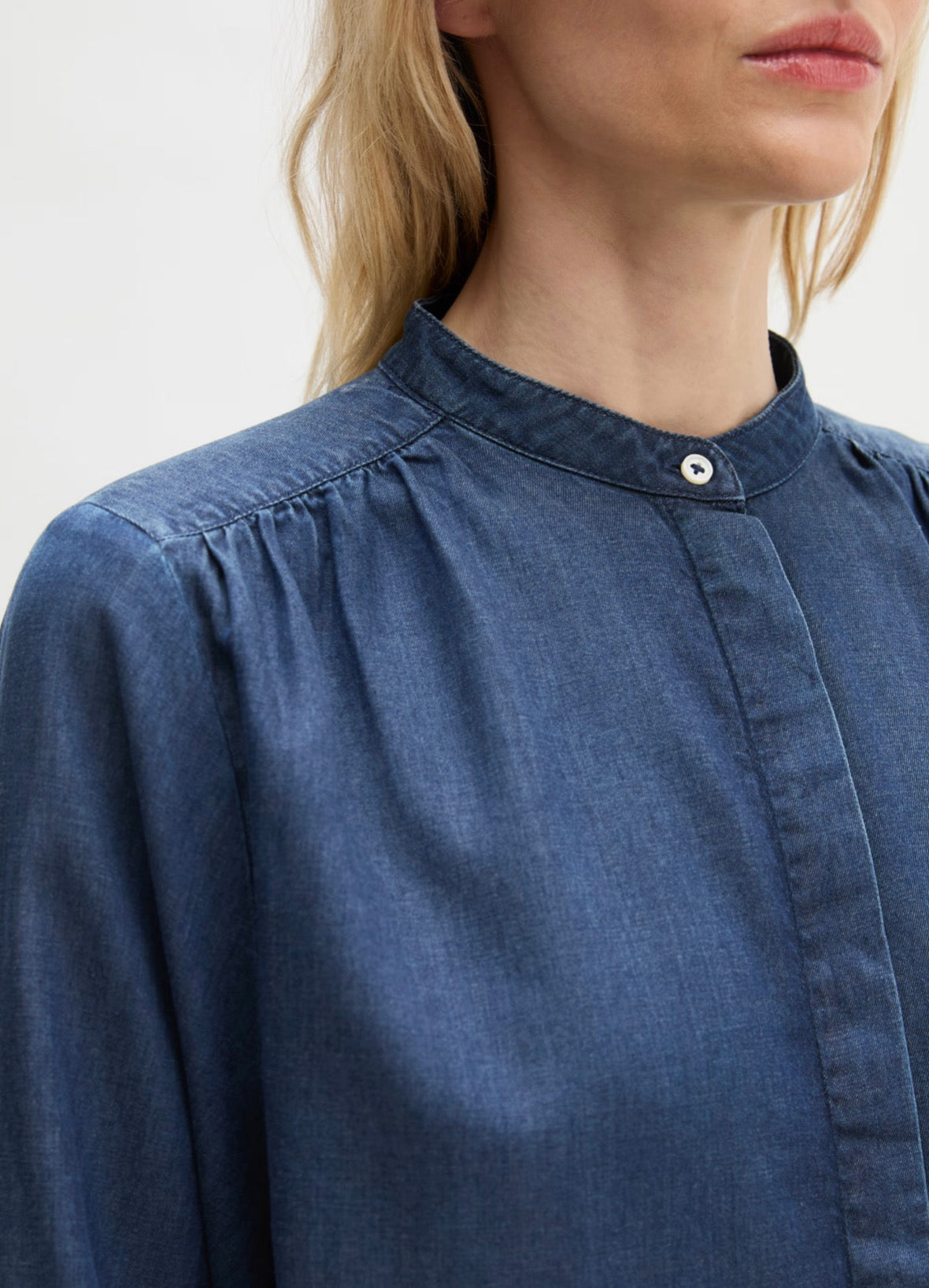 The Denim Loose Shirt