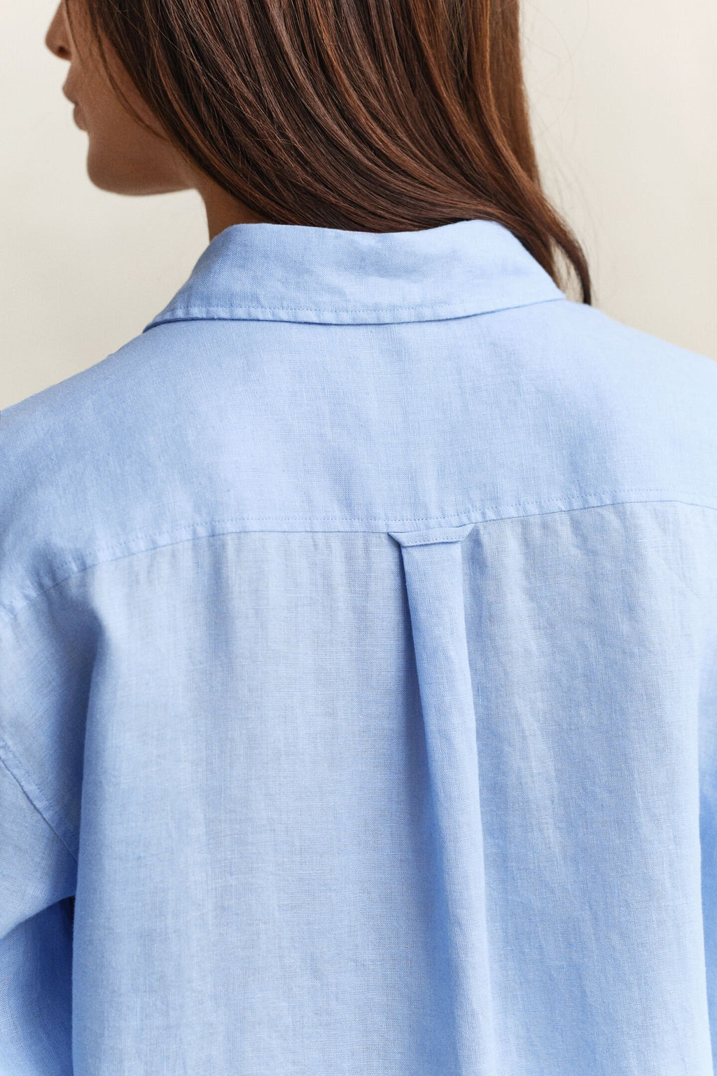 The Relaxed Linen Blue Shirt